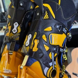 La Sportiva Spectre 2.0 Black and Yellow Ski Boots